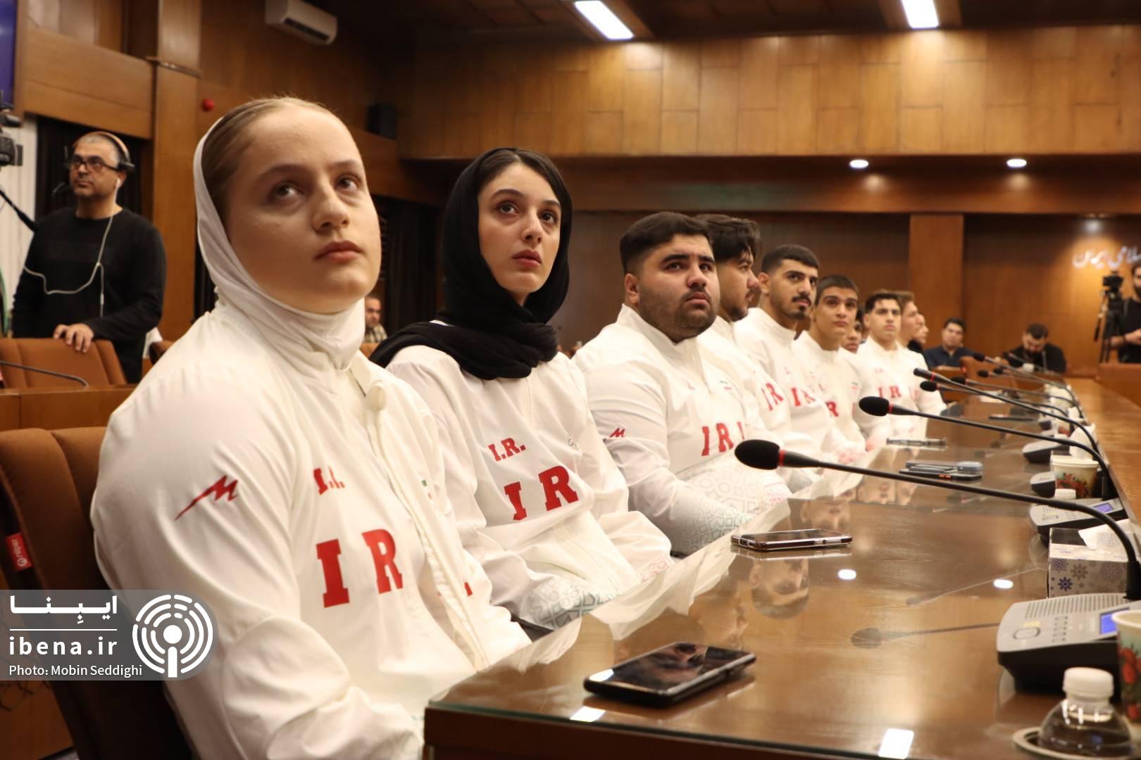 امضای تفاهمنامه طرح «مشعل» در بانک اقتصاد نوین برای حمایت از نخبگان ورزشی امضای تفاهمنامه طرح «مشعل» در بانک اقتصاد نوین برای حمایت از نخبگان ورزشی