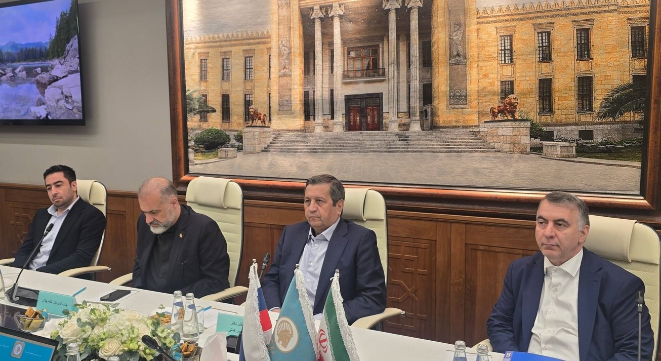 تحول در زیرساخت&zwnj;های پولی و بانکی؛ محور اصلی مذاکرات تهران و مسکو/ همتی: مسیر تجارت دوجانبه هموارتر می&zwnj;شود