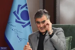 تثبیت ارز؛ راهکار خروج از چرخه شوم تورمی/ نرخ ارز شناور در شرایط کنونی معادل بی&zwnj;ثباتی است