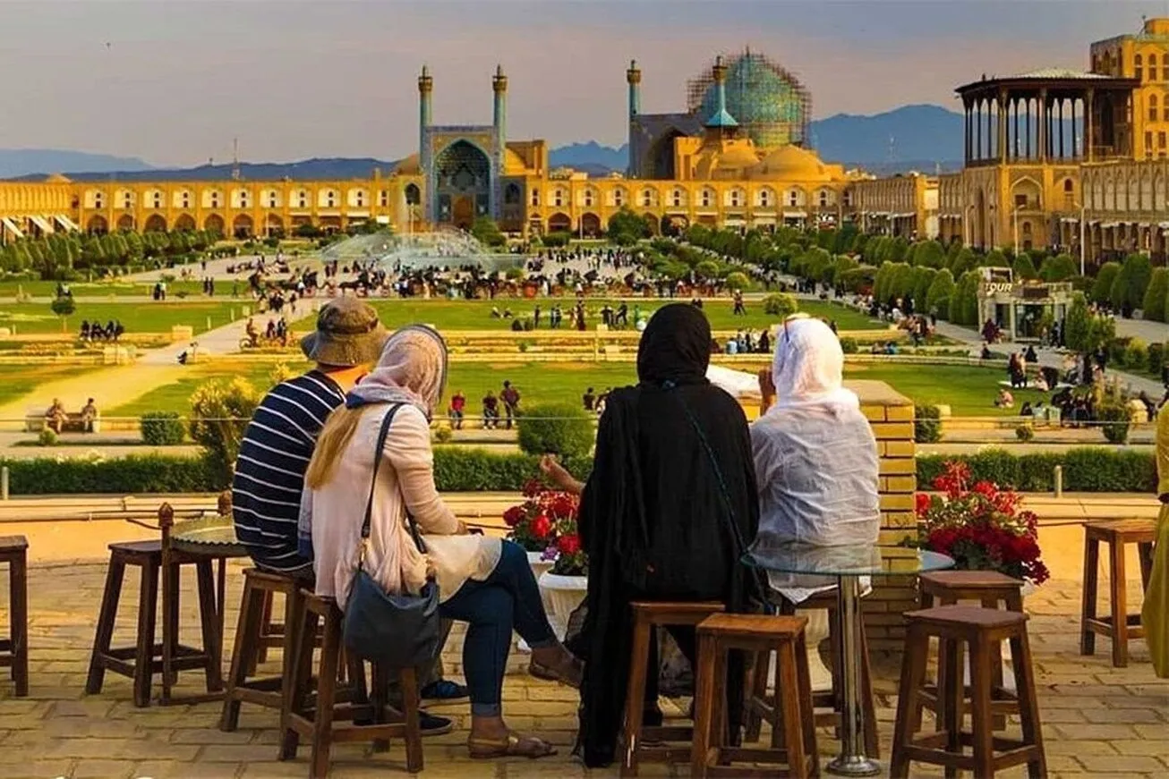 رشد ۳۹ درصدی صنعت گردشگری ایران در سال ۲۰۲۲/ گردشگران خارجی ۶.۲ میلیارد دلار ارز آوردند