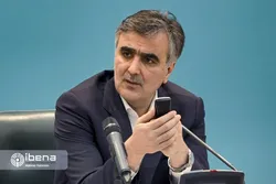 پیگیری تلفنی تخلف یک بانک توسط فرزین