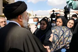 آیت الله رئیسی: برای تکمیل واحد&zwnj;های باقی مانده مسکن کار شبانه روزی ادامه دارد