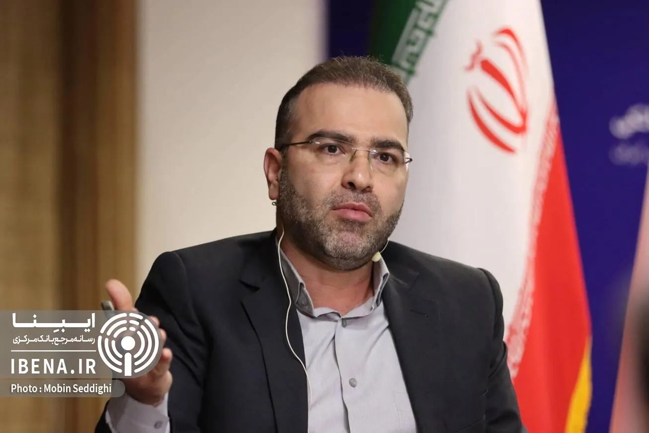 باید از سیاست‌های شوک‌درمانی پرهیز کنیم/ تقویت بازار رسمی و تامین همه نیازهای ارزی