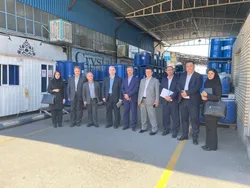 بازدید مدیران بانک سرمایه از کارخانه خورشید فناوران نفیس