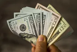 بزرگ&zwnj;ترین سقوط دو روزه دلار آمریکا طی ۱۴ سال اخیر