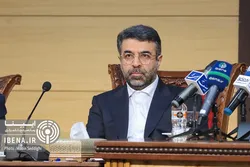 مرکز مبادله صرفا وظیفه عملیات بازار ارز تجاری را برعهده دارد