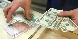 کاهش نرخ ارز آغاز شد/ افت ۷۰۰ تومانی قیمت دلار در بازار غیررسمی