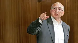 برنامه&zwnj;های اقتصادی کشور، باید شوک&zwnj;های مختلف را در نظر بگیرد