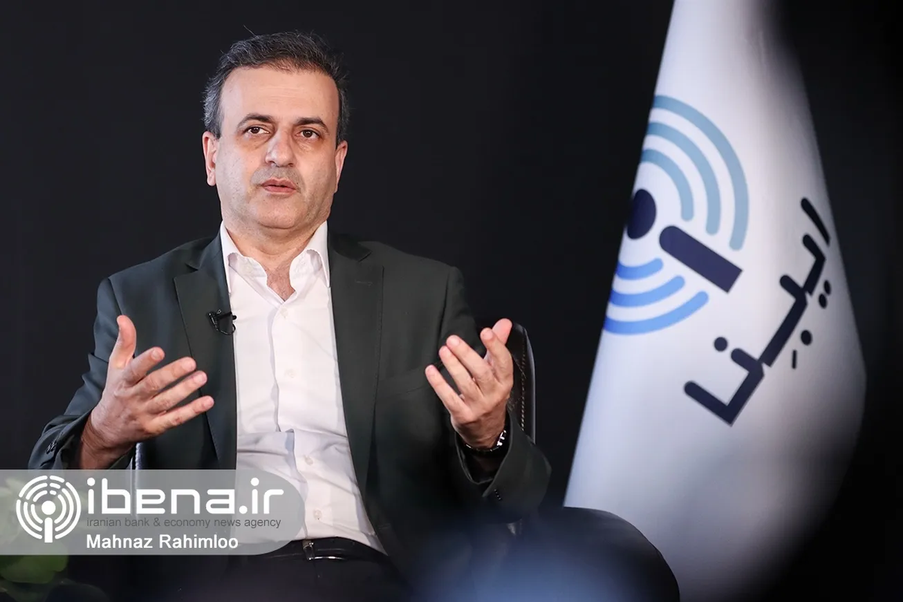 پایان نگرانی از جهش‌های ارزی/ مرکز مبادله ارز و طلا، بازار غیررسمی را از بین خواهد برد