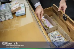 کاهش قیمت دلار و یورو در پایان بازار توافقی امروز