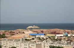 ایران در جزیره بوموسی مسکن می&zwnj;سازد