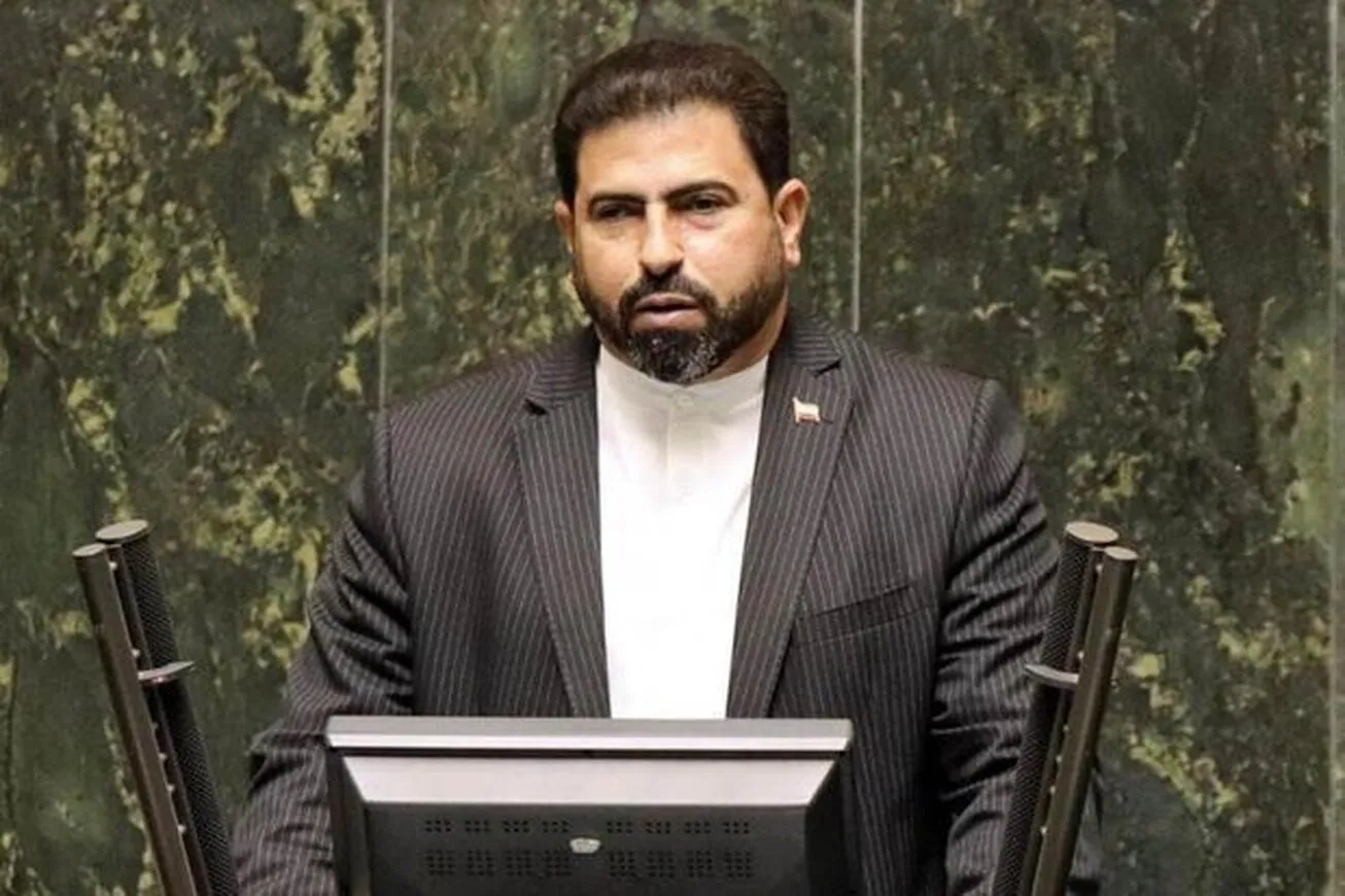 مدیریت بورس رضایت‌بخش بوده است/ مجلس باید به وزیر اقتصاد برای اجرای برنامه‌ها فرصت دهد