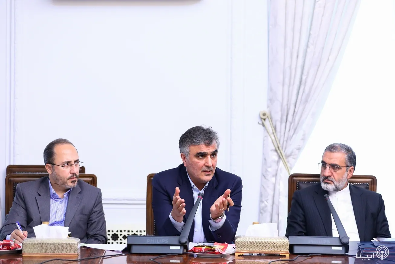 گزارش «فرزین» از کاهش تورم اردیبهشت امسال نسبت به مدت مشابه/ پیش بینی روند نزولی تورم در ماه‌های پیش‌رو