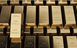 قیمت جهانی طلا پس از رسیدن به بالاترین سطح شش هفته گذشته کاهش یافت