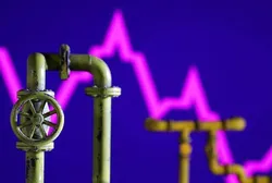 کاهش قیمت نفت با اعلام آتش&zwnj;بس غزه