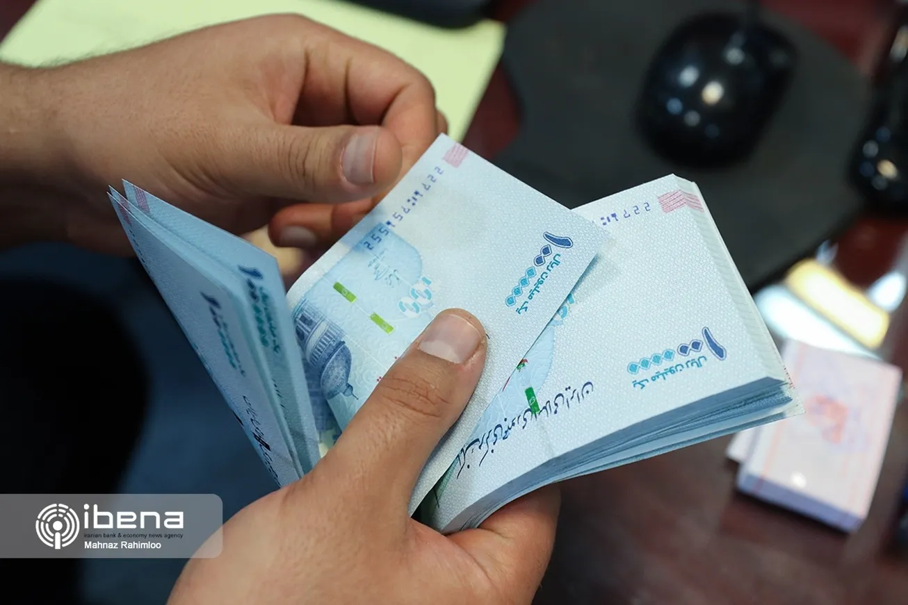 جزئیات مهم از پرداخت عیدی کارکنان و کارمندان دولت