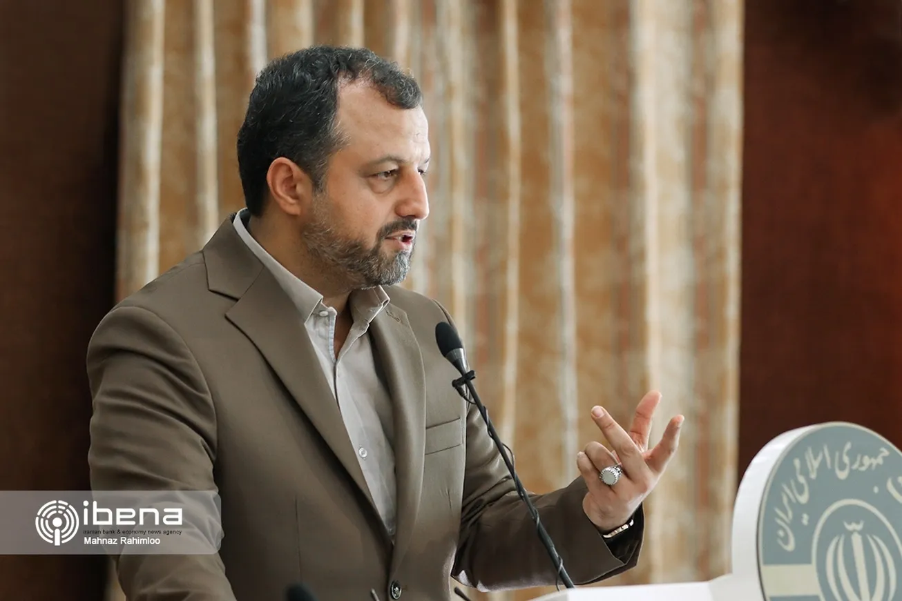 بسته کوتاه مدت اقتصادی دولت امروز ابلاغ خواهد شد/ چشم انداز تورم کاهشی است/ جزئیات رونمایی از جایگزین‌ سوئیفت
