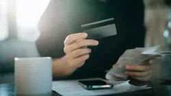 معوقات کارت&zwnj;های اعتباری آمریکا رکورد زد