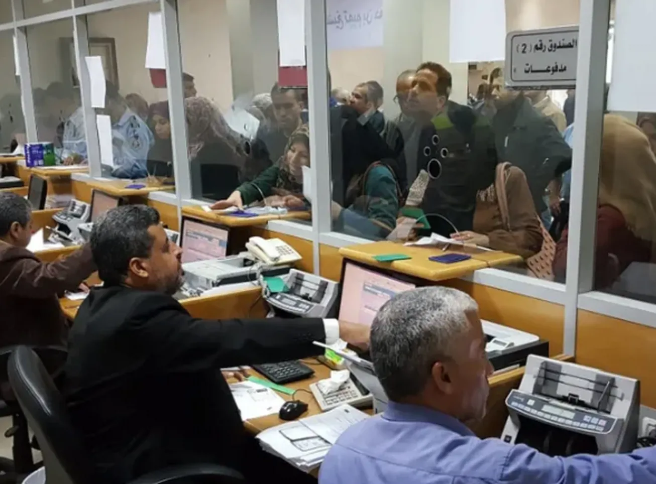 پرداخت حقوق تشکیلات خودگردان فلسطین از محل کمک‌های قطر