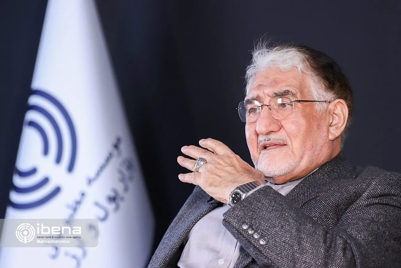 مدل اقتصاد قبل از انقلاب، مدل فرمانبردار از نظام سلطه بود