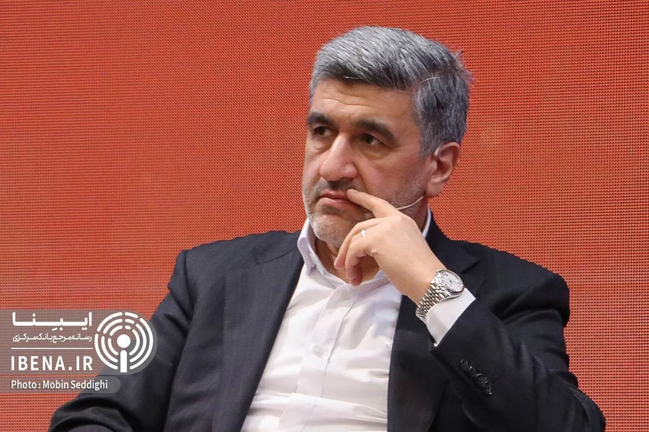 ابزار‌های ارزی متصل به کالا به آرامش بازار ارز کمک می‌کند