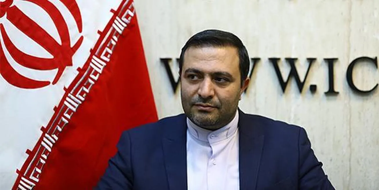 نقش مهم عضویت شانگهای در دلارزدایی/ تجارت از غرب به شرق منتقل می‌شود