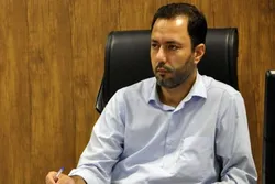 دولت در بازار ارز ورود جدی داشته باشد/ نگرانی برای تامین ارز نیاز&zwnj;های واقعی کشور وجود ندارد/ دلار به عنوان یک مهمات در جنگ اقتصادی علیه کشور عمل می&zwnj;کند