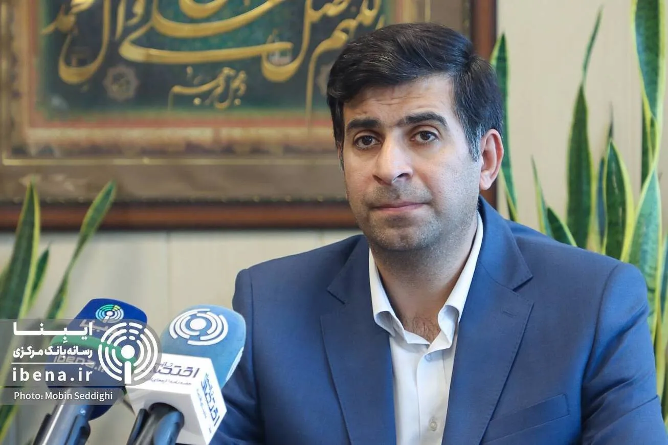 کاهش قیمت دلار با تخلیه بار روانی ماشه/ ذخایر کافی طلا به کنترل نقدینگی و ارز کمک خواهد کرد