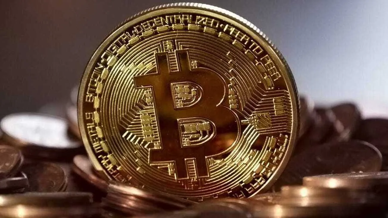 بیت کوین باز هم عقب‌نشینی کرد