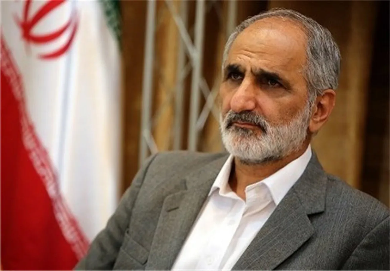 موج هیجانی قیمت دلار فروکش کرد/ احتمال کاهش بیشتر قیمت در بازار