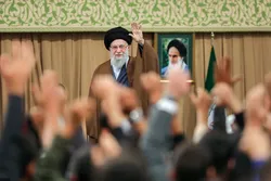 رهبر انقلاب: علت اختلاف جمهوری اسلامی و آمریکا شعار &laquo;مرگ بر آمریکا&raquo; نیست