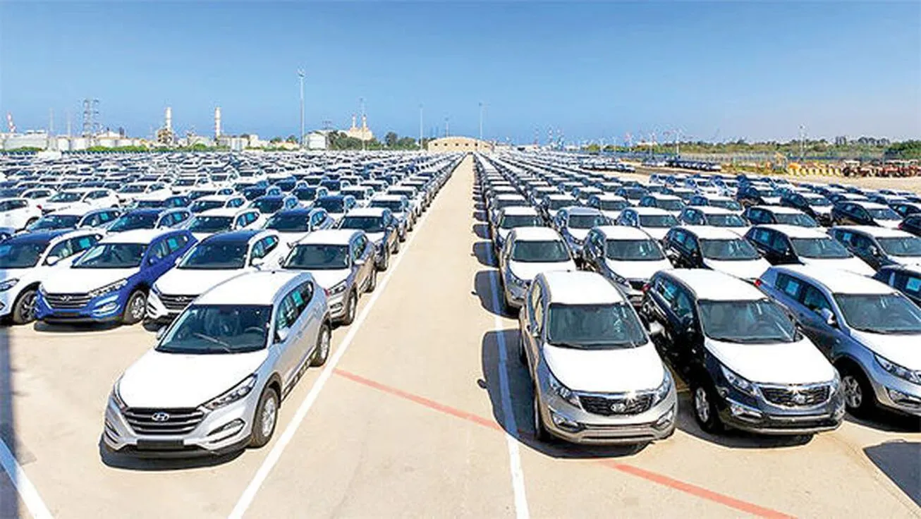 تعداد ۱۲۱۸ دستگاه خودرو از گمرک ترخیص قطعی شد