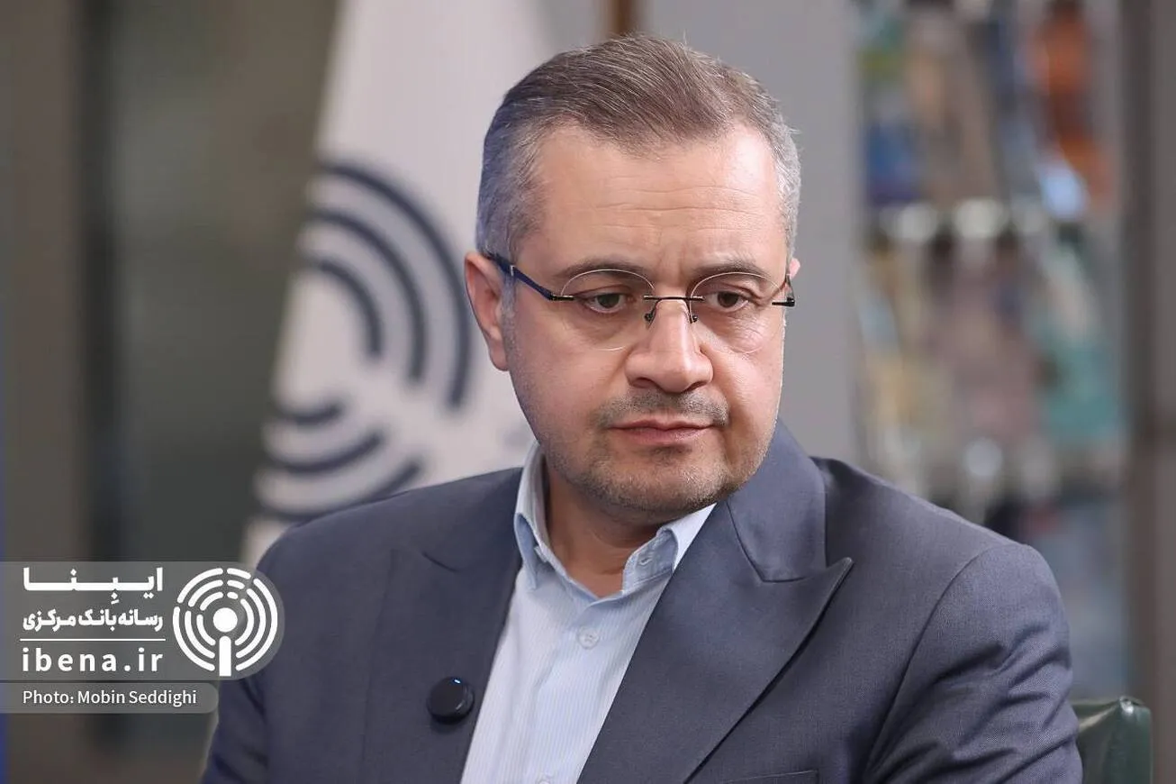 بازار غیررسمی ارز حذف‌شدنی نیست؛ عمق بازار رسمی را افزایش دهیم