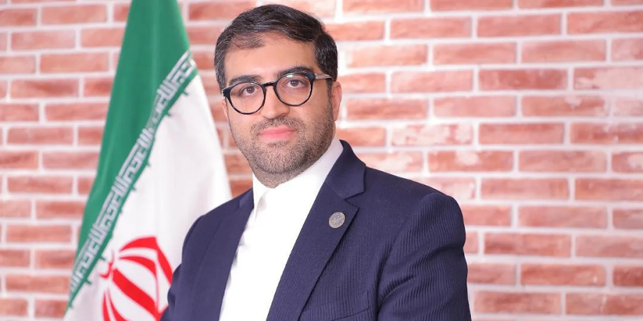 بازار ارز تجاری گامی مهم برای تحقق ارز تک‌نرخی/ علل نوسان اخیر دلار چه بود؟