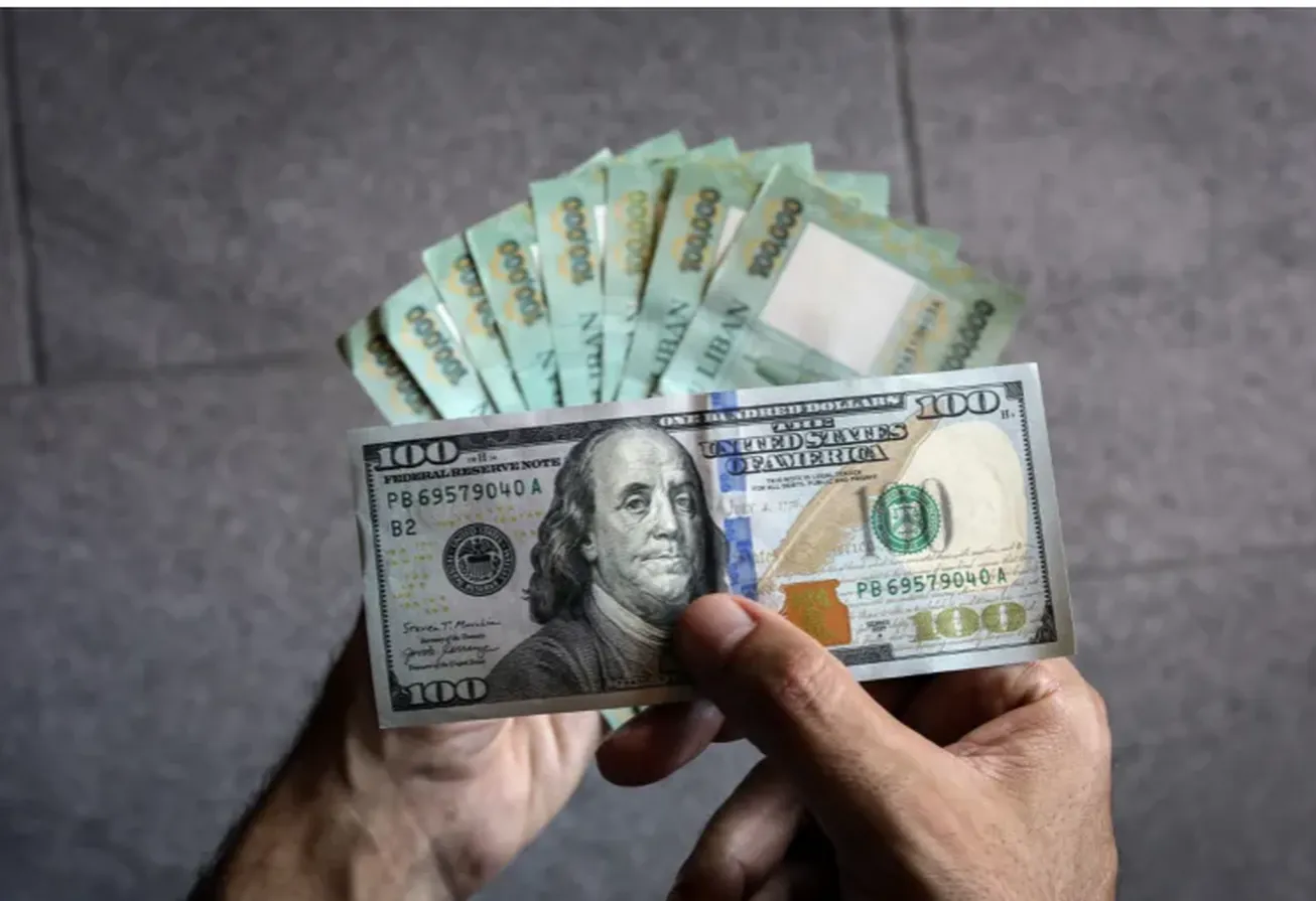 نرخ رسمی دلار در لبنان ۱۵۰۰۰ پوند تعیین شد