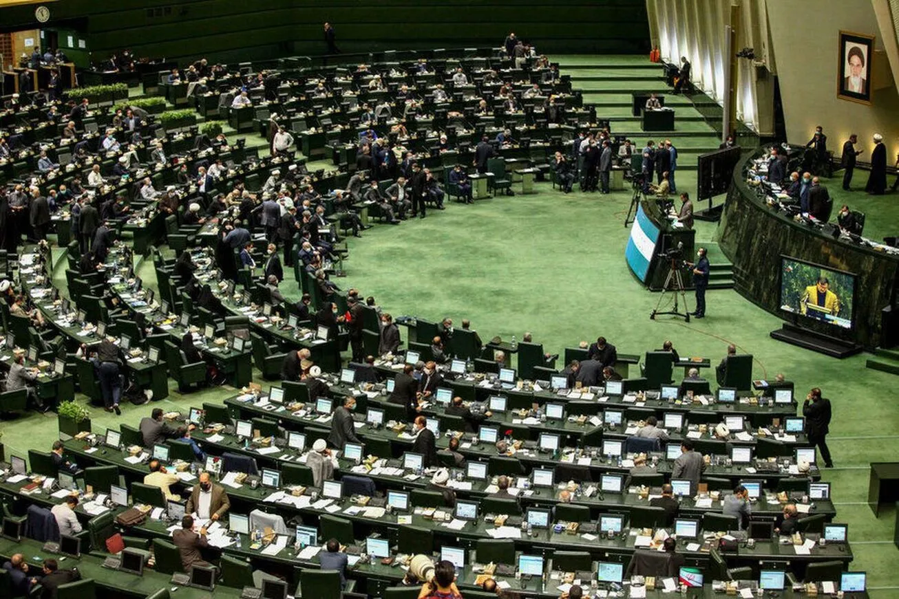 سازکار مجلس برای پرداخت بدهی دولت به بانک‌ها