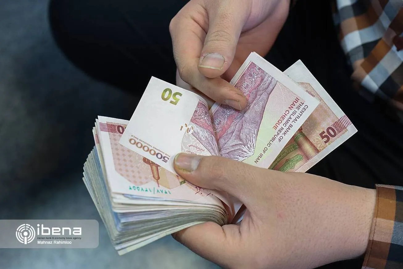 بیشترین سقوط ارزش پول ملی در دولت‌های روحانی و رفسنجانی رقم خورد +نمودار