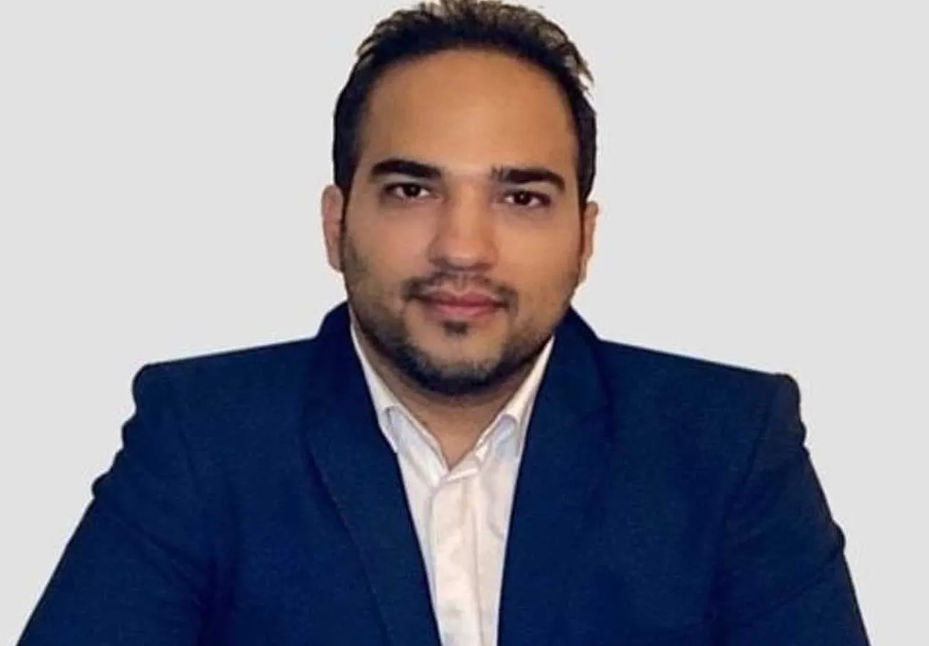 امکان بازگشت قیمت دلار به کانال ۴۰ هزار تومان/ سرمایه‌گذاری در بازار ارز ریسک دارد