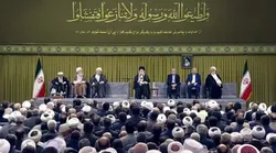 رهبر انقلاب: اگر می&zwnj;خواهیم پیام وحدت ما در دنیا صادقانه تلقی شود باید در میان خودمان وحدت وجود داشته باشد