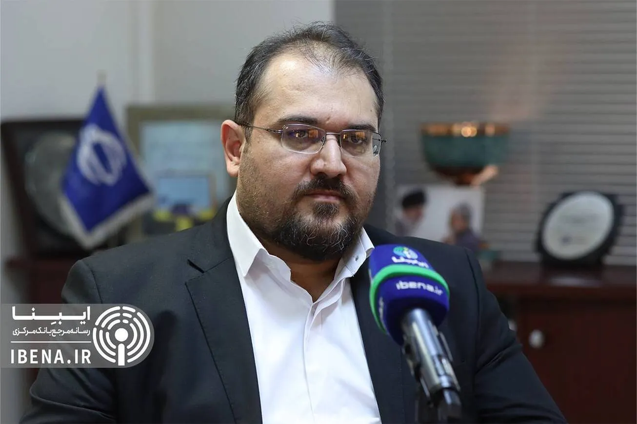 برنامه ۵ ساله برای تجارت الکترونیکی ۹۰۰۰ همتی در ایران/سامانه هوشمند معاملات و انبارداری فلزات گرانبها رونمایی شد