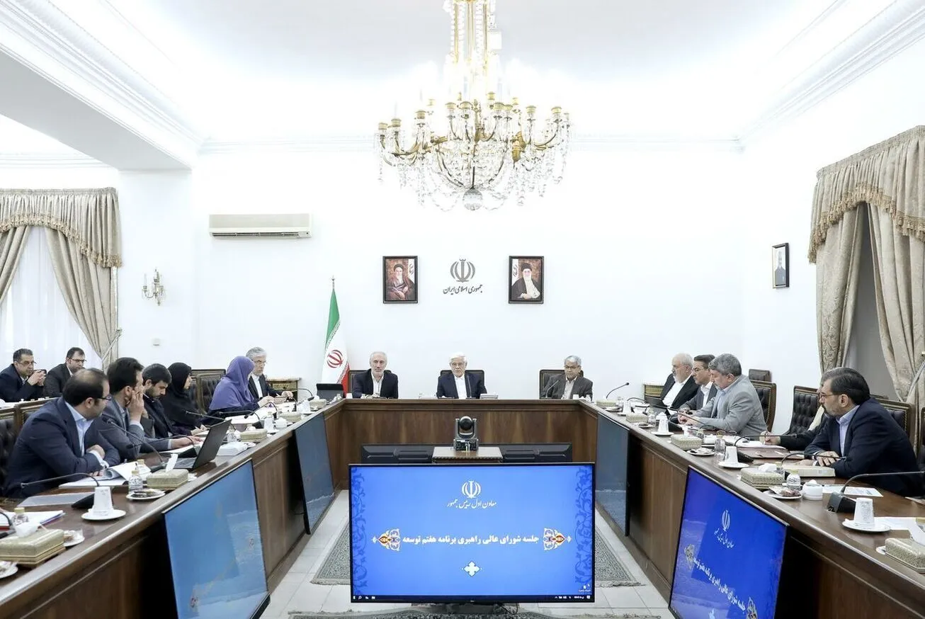 عارف: مانعی برای ارتباط با کشور‌های حوزه اوراسیا وجود ندارد