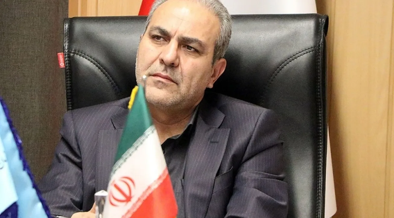 سرمایه‌گذاری ١٠ میلیارد دلاری صندوق بازنشستگی کشور در صنایع پتروشیمی و فولاد