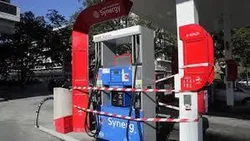 جایگاه&zwnj;های بسته و خالی سوخت در فرانسه