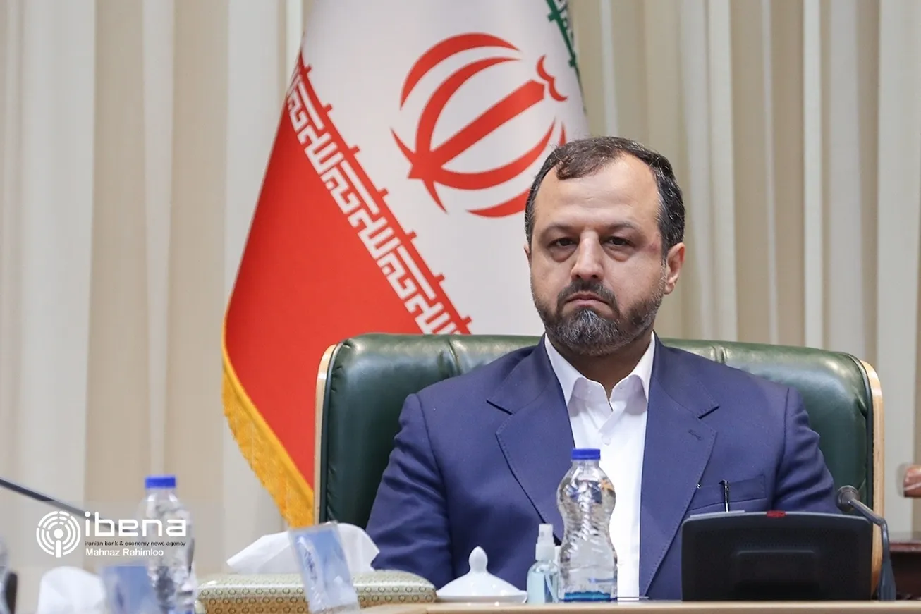 تمرکز بر پیش‌بینی پذیر کردن اقتصاد در سال ۱۴۰۲/ سیاست اصلی دولت کاهش هزینه‌های تولید است
