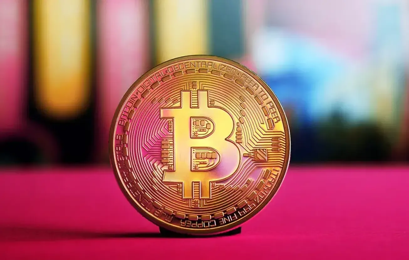 ارزش بیت کوین باز هم کاهش یافت