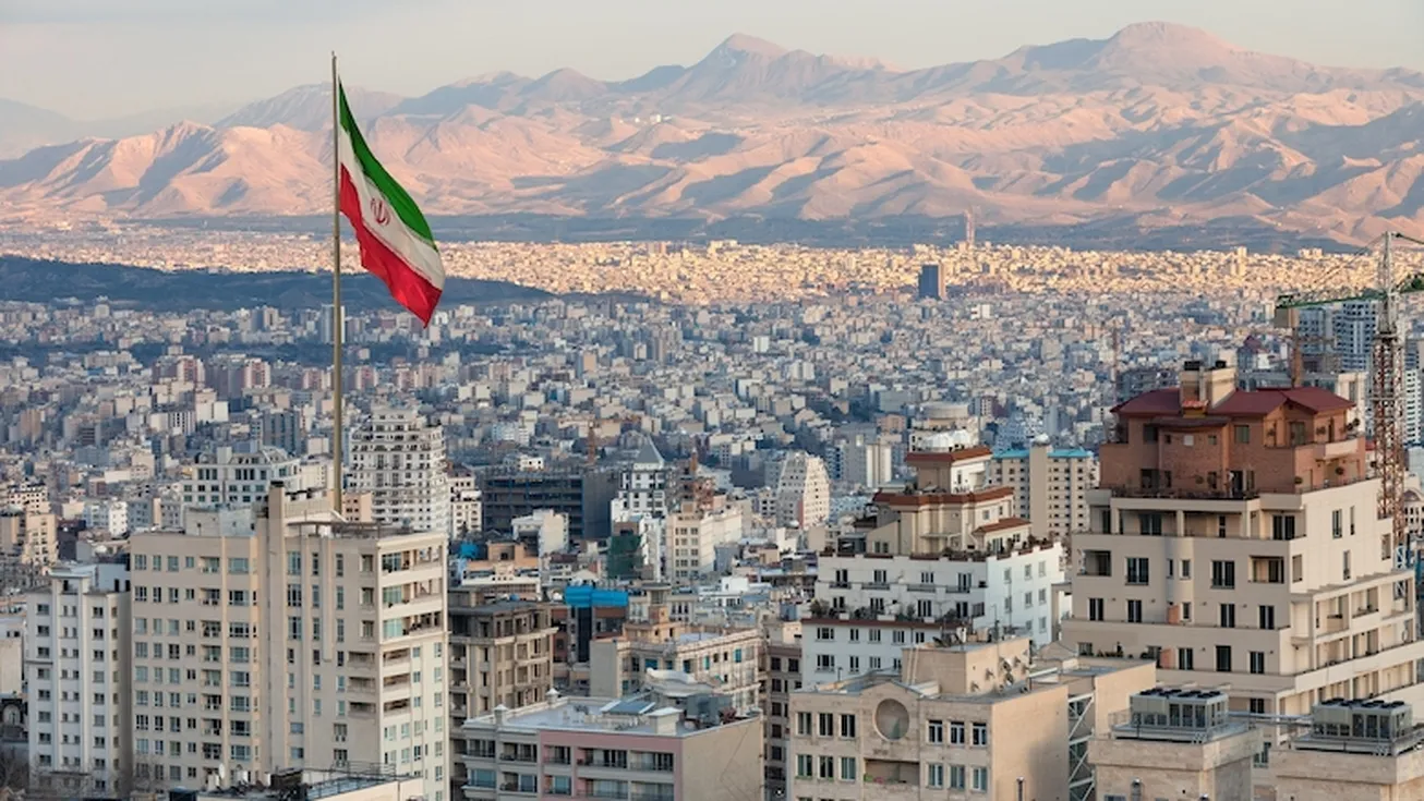 چشم انداز رشد اقتصاد ایران در سال ۱۴۰۱/ از رشد ۸ درصدی کشاورزی تا رشد منفی بخش مسکن