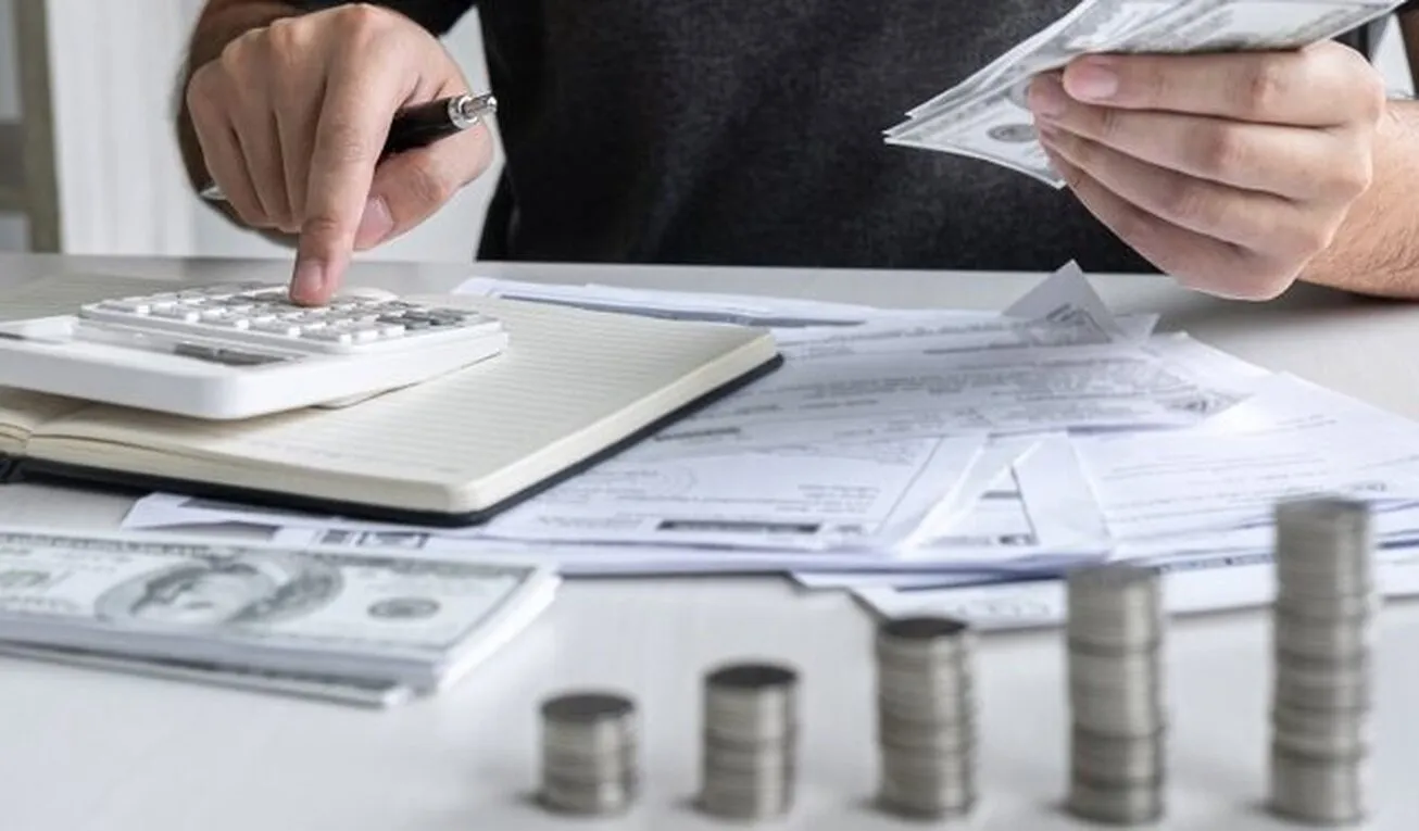 وضعیت بدهی خانوار‌های آمریکایی بحرانی شد