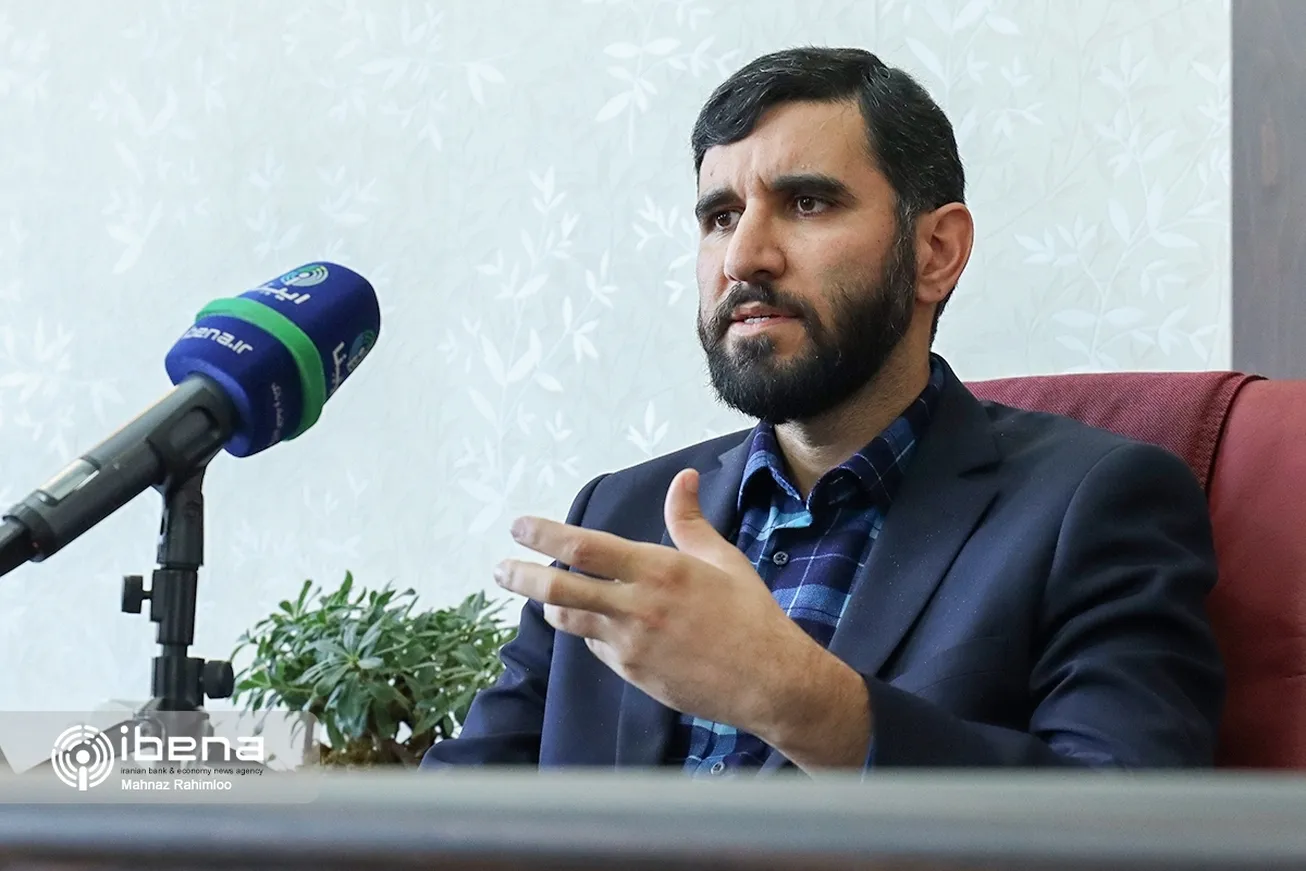 کاهش صف‌های طولانی در نانوایی‌ها/ مزایای هوشمندسازی یارانه آرد و نان چیست؟