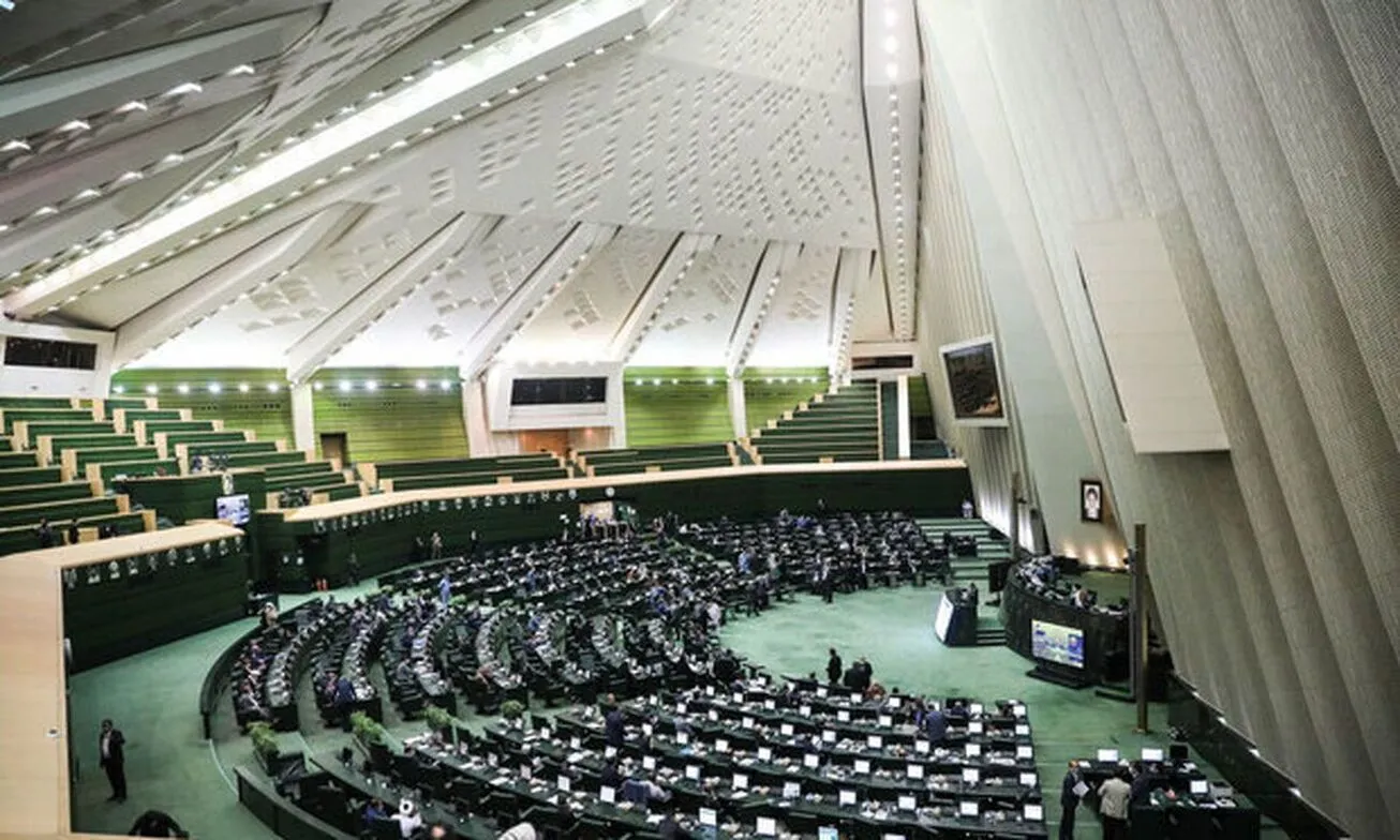 مجوز واردات یک خودرو به برخی از جانبازان بالای ۵۰ درصد داده می‌شود