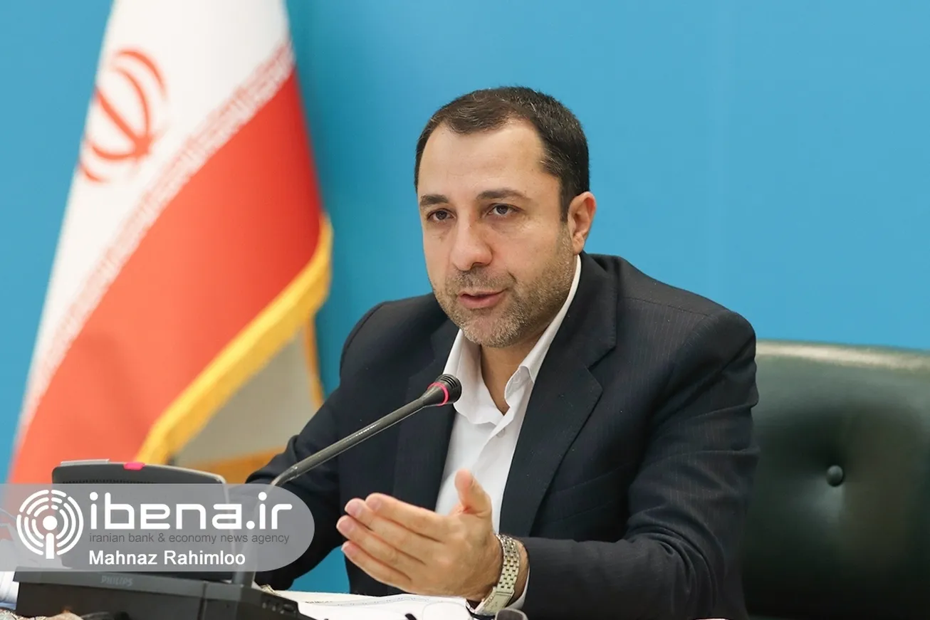 مشکلی در تامین نیاز‌های ارزی کشور نداریم/ درخواست صرافی‌های خارجی برای حضور در بازار متشکل/ خبرهای خوب درباره آزادسازی ارزهای بلوکه شده در راه است